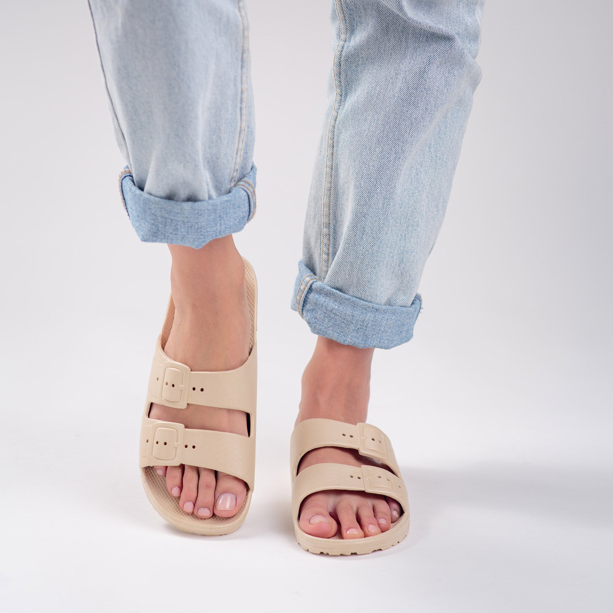 Plaka Genesis 2 Fixed Straps Slides Sandals | Natural Women